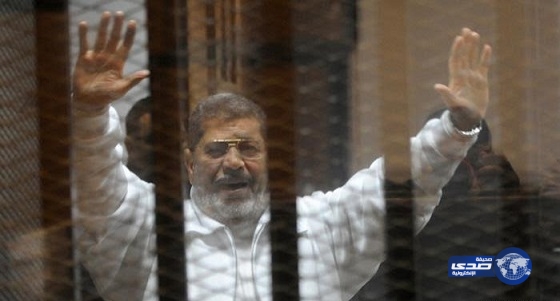 “جنايات القاهرة” تقرر مد أجل الحكم على مرسي في قضية “التخابر مع قطر” إلى 7 مايو المقبل “فيديو”