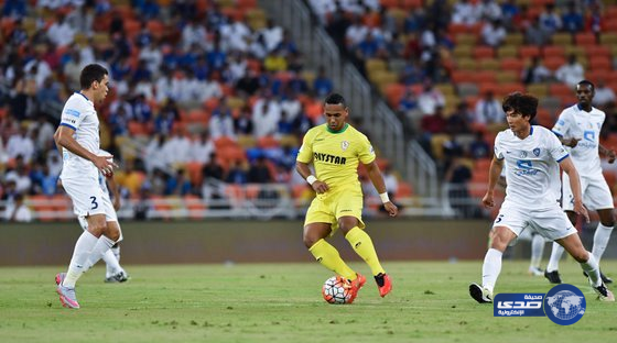 الهلال يتجاوز عقبة نجران بثلاثية