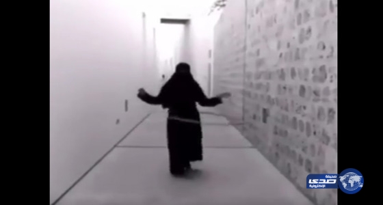 بالفيديو فتاة منقبة تشعل انستغرام برقصتها
