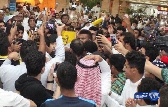 بالصور.. إستقبال حاشد لـ”نور” ومطار جدة شبه مغلق