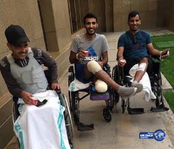 ابتسامة على وجوه جنود فقدوا أرجلهم في الحد الجنوبي تجذب المغردين