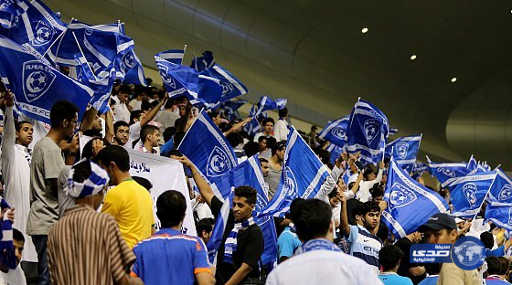 الهلال يسير حافلات لنقل جماهيره إلى الدوحة