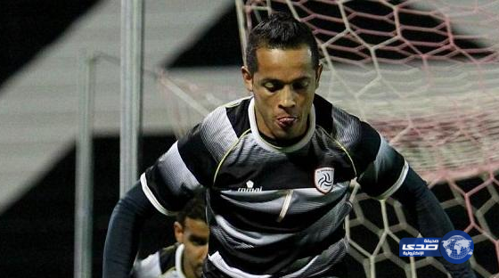 الجبال يجهز العويس ورافينها للهلال