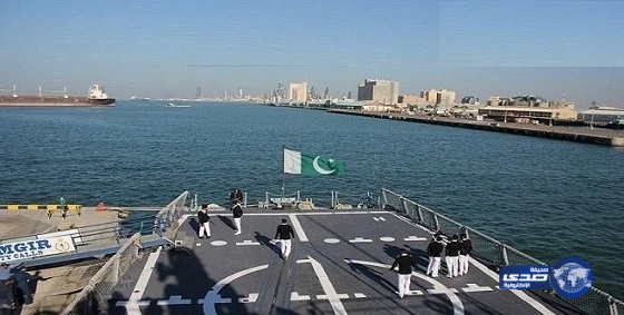 البحرية الباكستانية تجرب صاروخاً مضاداً للسفن