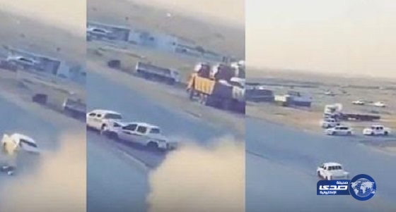 بالفيديو: حادث تفحيط بحي الفواز بالرياض