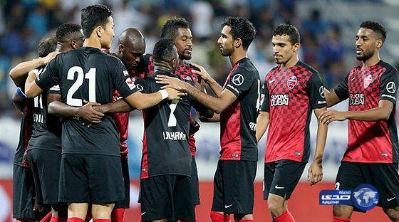 الأهلي يتوج بلقب الدوري الإماراتي