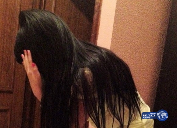 أردني يضبط زوجته تتجسس على شقيقه