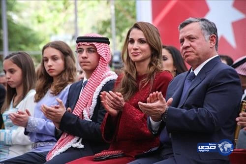 سيلفي ملكية تشعل مواقع التواصل الإجتماعي بالأردن (صورة)