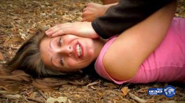 كشفهما والدهما القعيد اثناء ممارسة الرذيلة.. ستصدم من ردة فعلهما!!