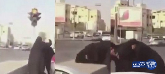 بالفيديو.. ملاكمة نسائية خليجية في الشارع