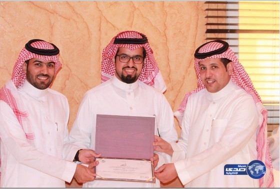 شعبة النشاط الطلابي بمكتب التعليم بشرق الرياض تكرم رواد النشاط الطلابي‎