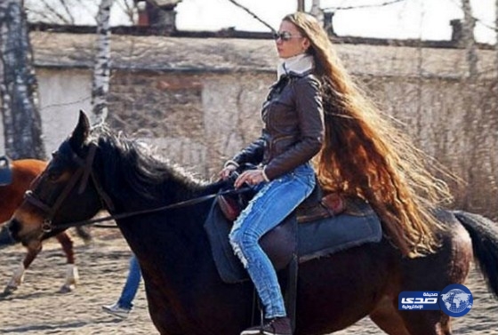 روسية تحقق شهرة واسعة بسبب؟