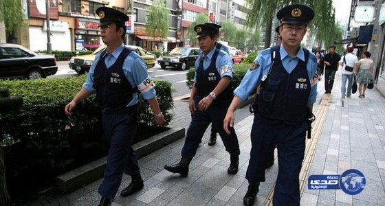 معجب يطعن مطربة رفضت هديته