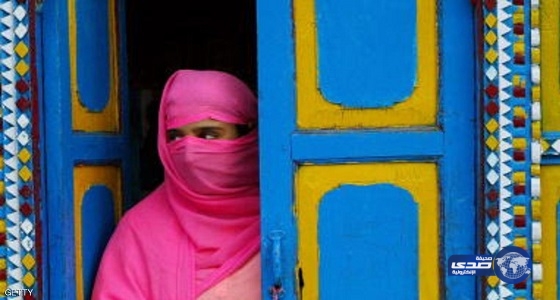 باكستانية ساعدت صديقتها في الفرار مع آخر .. فماذا كان مصيرها ؟