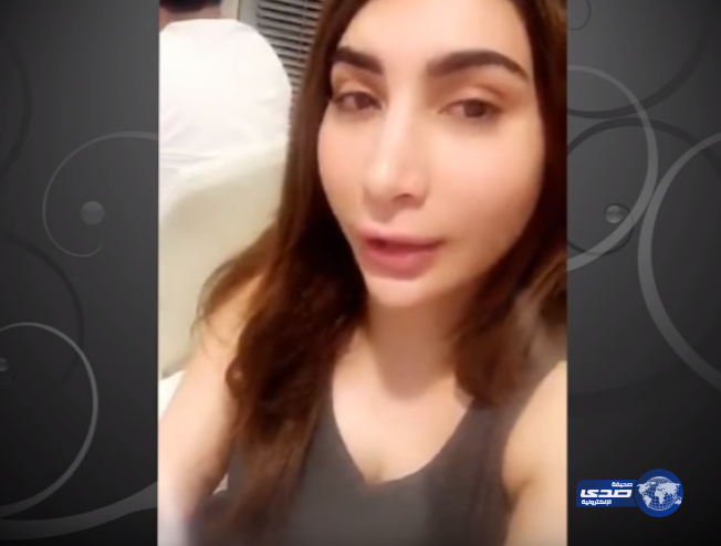 بالفيديو.. شاب خليجي يحوّل نفسه الى نسخة عن الفنّانة اللبنانيّة “يارا”!