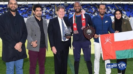 الحبسي يتوج بجائزة أفضل لاعبي ريدينغ الإنجليزي