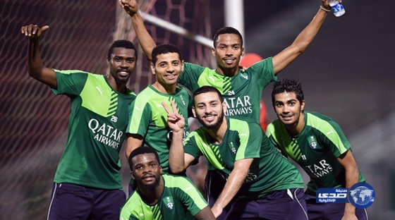 الأهلي يستأنف تمارينه الإعدادية للقاء التتويج أمام الفتح