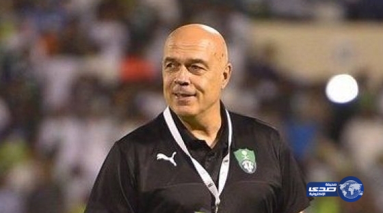 جروس قريب من التجديد للأهلي بخمسة ملايين يورو