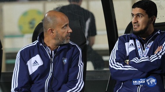 رسمياً .. إقالة دونيس والحسيني بديلاً