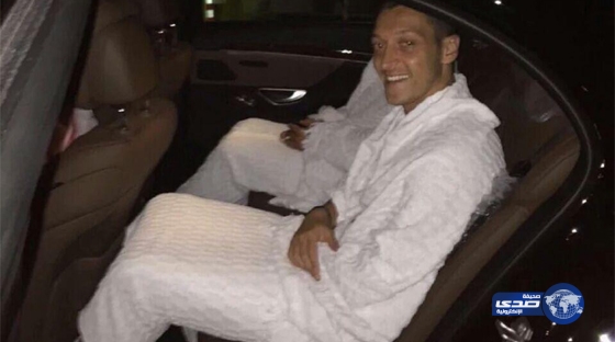 أوزيل في مكة المكرمة