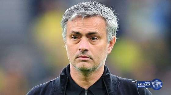 مورينيو بديلاً لفان جال في تدريب مانشستر يونايتد