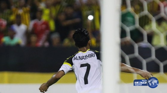 فارس عوض يرد على اتهامات جماهير الاتحاد