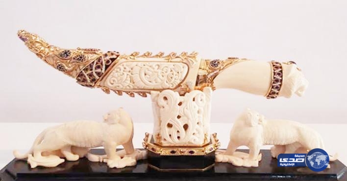 مصادرة خنجر للقذافي قيمته 10 ملايين دولار