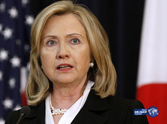 كلينتون تريد «أطباء نفس» لعلاج ترامب