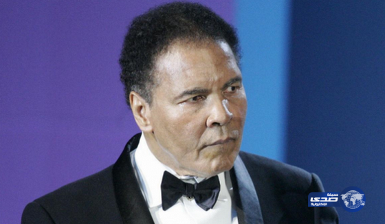 وفاة الملاكم محمد علي كلاي