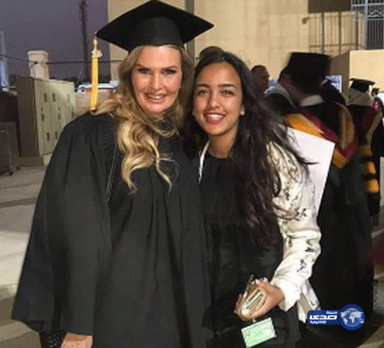 يسرا تحصل علئ الدكتوراه الفخريه من الجامعه الامريكيه..