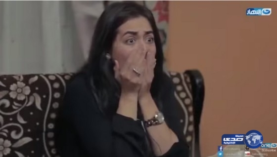 بالفيديو: فنانة مصرية تنهار بعد وقوعها في قبضة داعش ببرنامج مقالب