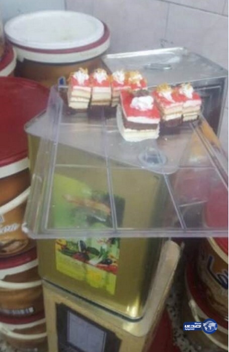 بلدية بيشه تضبط مطعم شهير ومحل حلويات وسط المحافظة يفتقران للنطافة‎