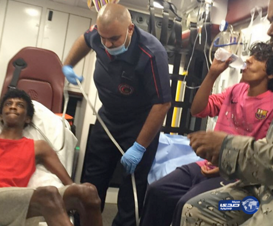 العثور على مفقودين تعطل قاربهم وسط البحر