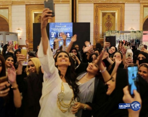 علا الفارس في معرض كوريدور اكسبو بجده..