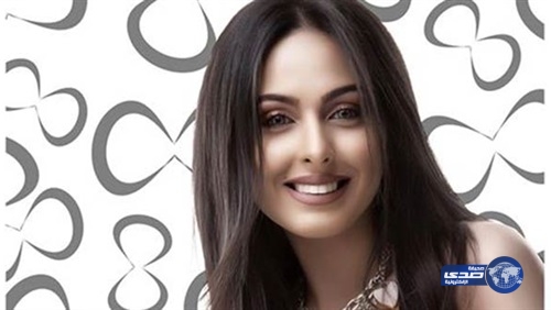 بالفيديو.. ميس حمدان يغمى عليها بين الاسود.. ولا تتوقف عن الدعاء والألفاظ النابية!