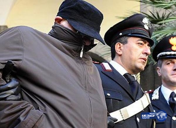 “شاذ” مغربي بإيطاليا يتعرض لضرب مبرح من طرف والد “عشيقه” والسبب….