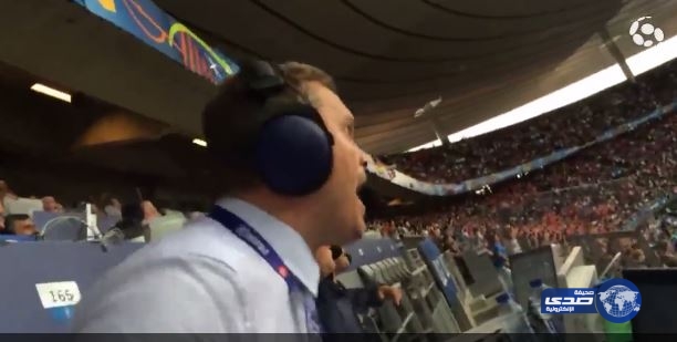 بالفيديو .. معلق أيسلندي يصاب بالجنون بعد الهدف التاريخي لأيسلندا!