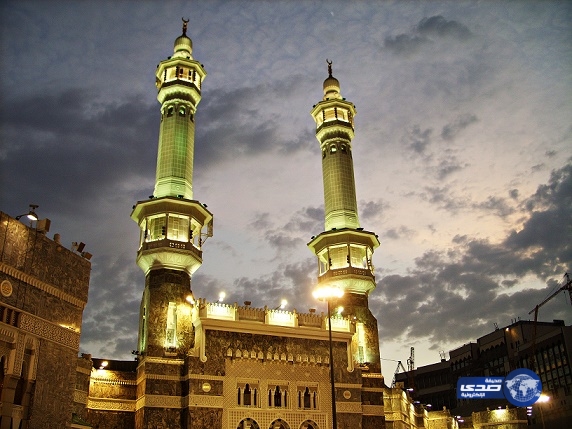 جدول أئمة المسجد الحرام بصلاتي التراويح والتهجد خلال شهر رمضان