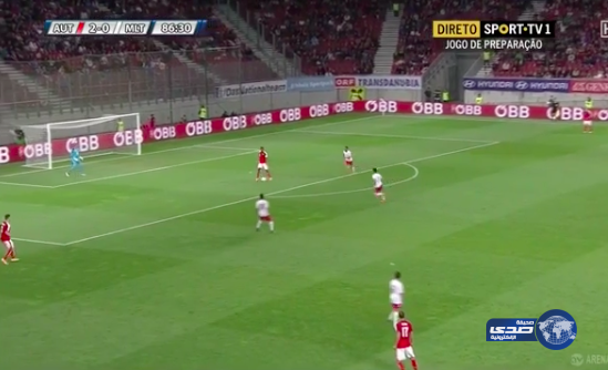 فيديو: نجم البايرن يحرز أغبى هدف عكسي في 2016