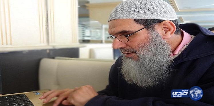 فقيه مغربي يجيز القبل في نهار رمضان للعجائز دون الشباب