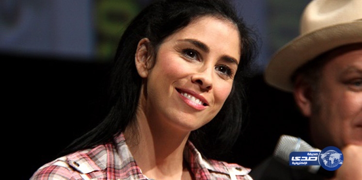 الفنانة سارة سيلفرمان تقترح قانوناً يردع الرجال عن ممارسة العادة السرية