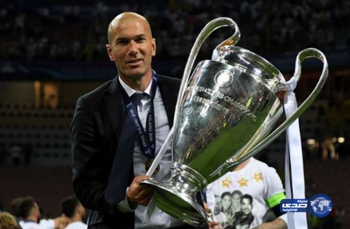 مدرس يضع سؤالا عن زيدان باختبار الرياضيات.. هل تستطيع حله؟