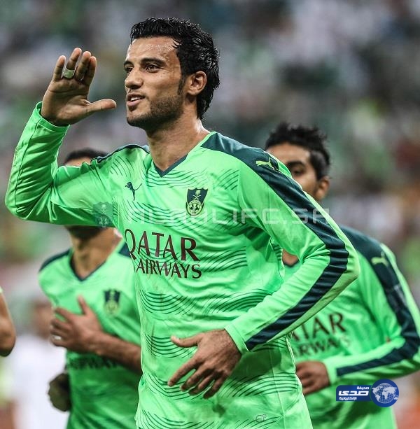 إعلامي يربط بين التأهل لكأس العالم وتجنيس السومة !