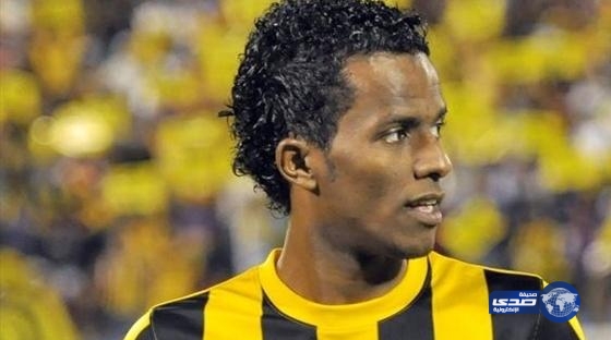 ابراهيم هزازي يؤكد عودته للاتحاد