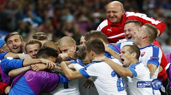 سلوفاكيا تنعش آمالها بفوز تاريخي على روسيا