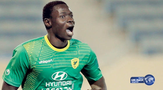 الخليج يرفض انضمام مدافعه الى النصر