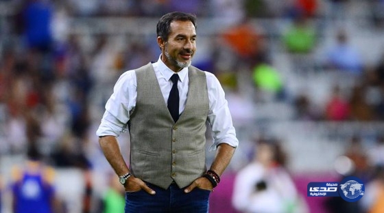 جوستافو في طريقه إلى الرياض لبدء مهمته مع الهلال