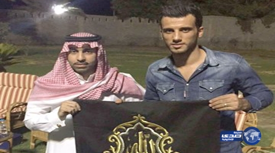 قطع من كسوة الكعبة هدية للسومة