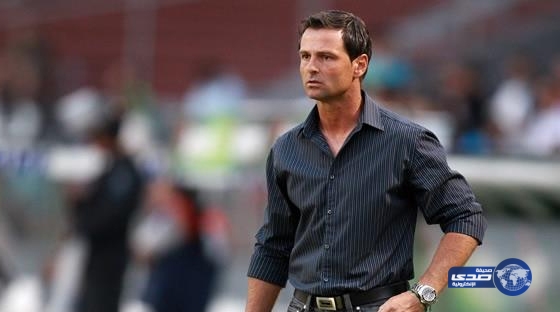 الهلال يُكمل مفاوضاته مع كوكا الأرجنتيني