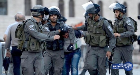 القوات الإسرائيلية تعتقل خمسة فلسطينيين بينهم ثلاثة أطفال